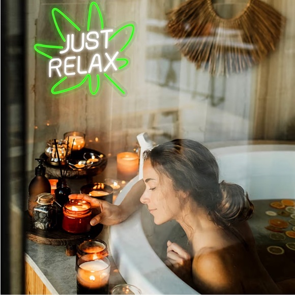 Just Relax LED Neon Wall Sign Green Leaf Room Decor Light - Picture 5 of 6